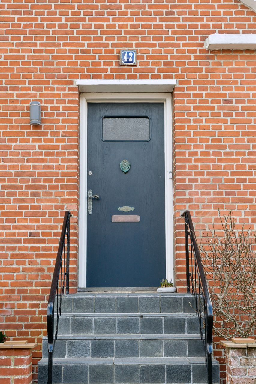 image 03